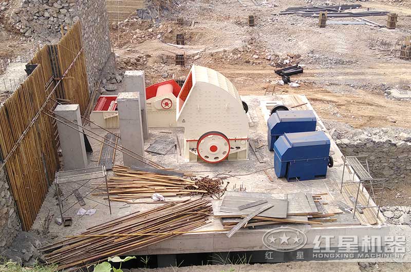 1615重錘破碎機參數(shù)_產(chǎn)量是多少？