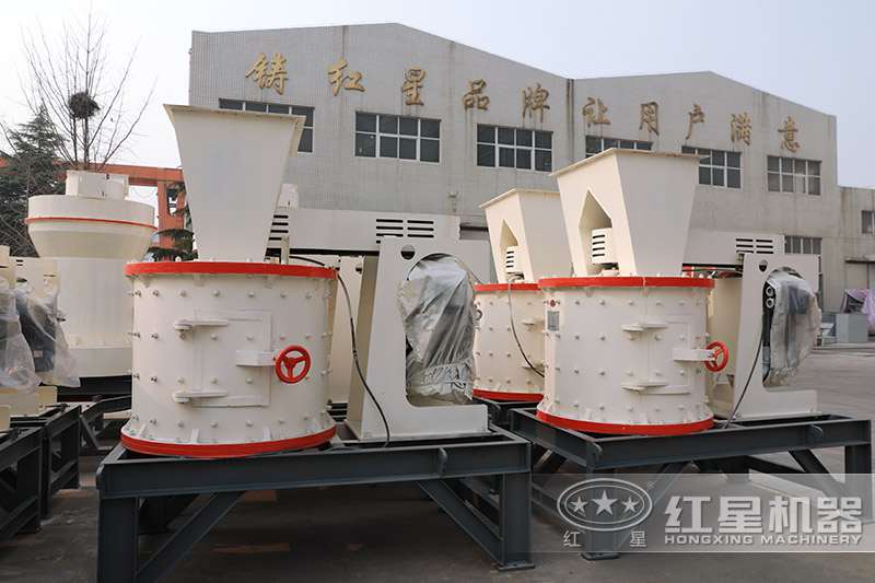 紅星機(jī)器復(fù)合式破碎機(jī)車(chē)間現(xiàn)貨