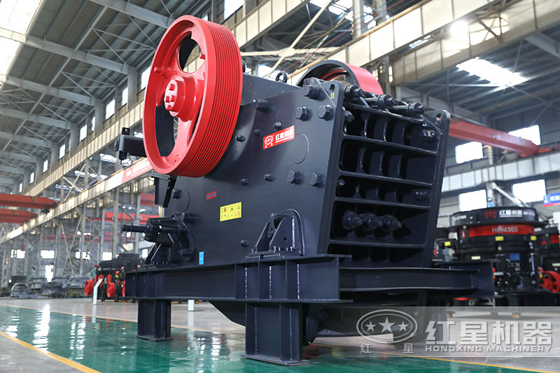 打鵝卵石用什么破碎機？全套設備多少錢一套