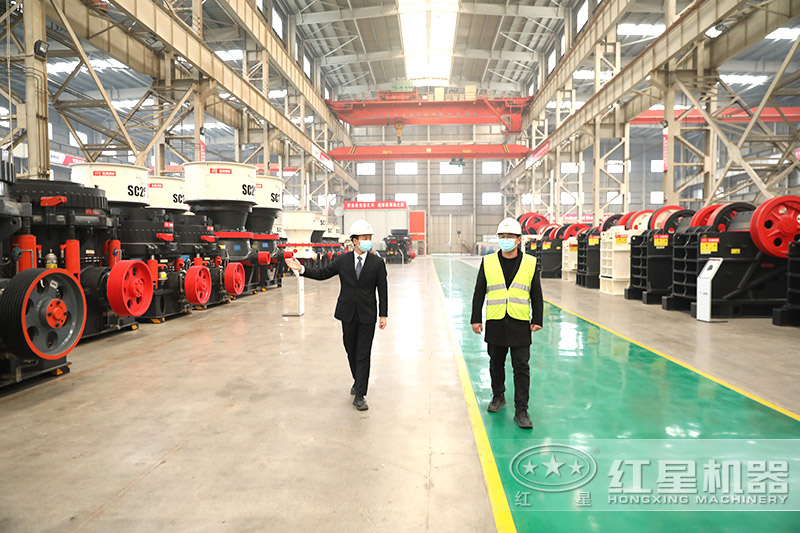 大型廠房，客戶來廠實地考察